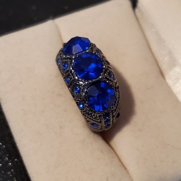 Jewelry - Size 6 Black Rhodium Plated Blue Sapphire Ring